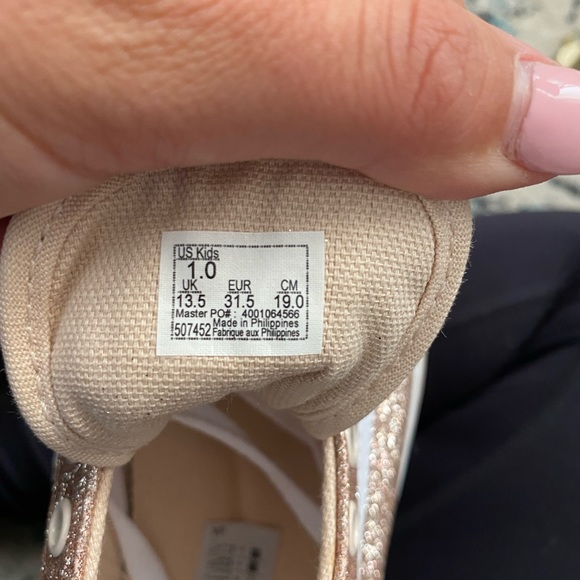 VANS KIDS OLD SKOOL GLITTER SNEAKERS SIZE 1.0 WORN FOR AN HOUR - Picture 6 of 7